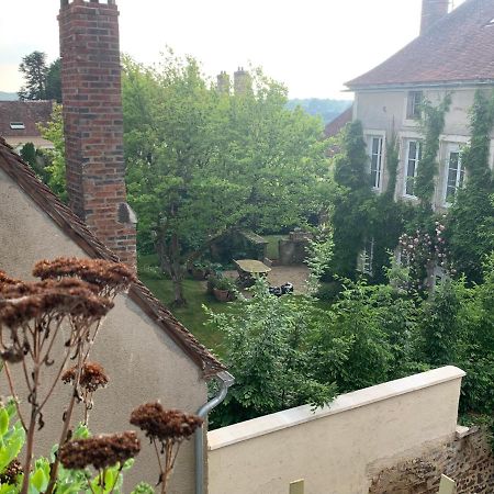 Le Nid Perche Bed and Breakfast Saint-Sauveur-en-Puisaye Buitenkant foto